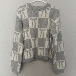 Bow sweater